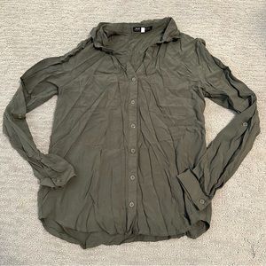 Green Button Up S